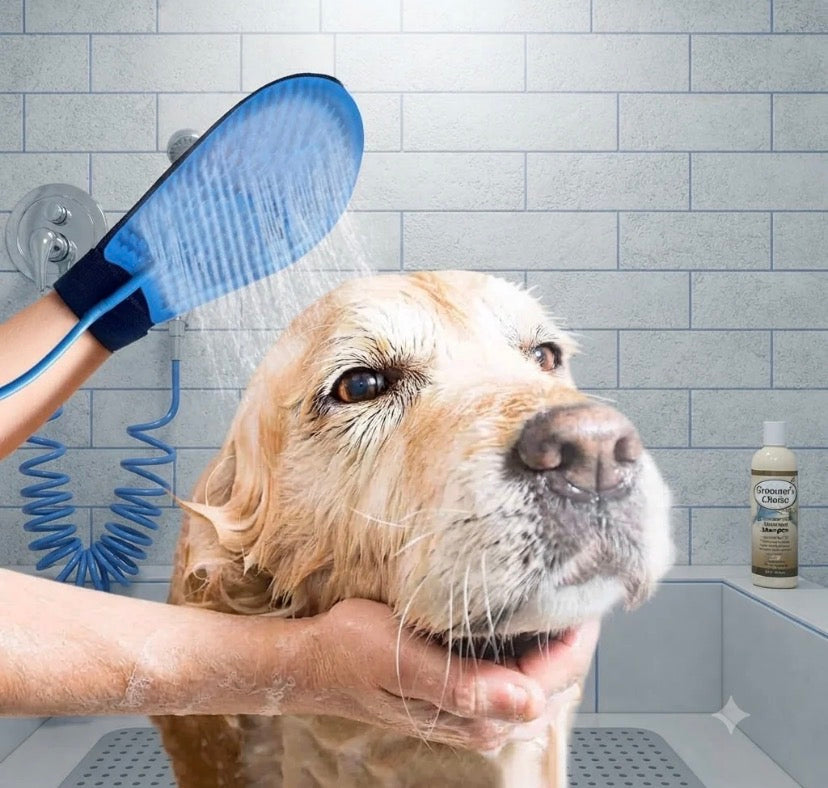 Deep Cleaning Pet Brush Glove With Hose